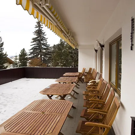 Olympia Hotel 3*